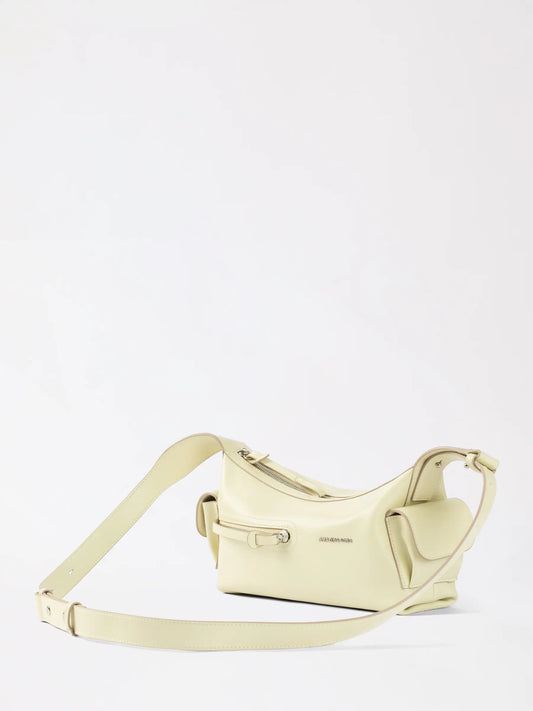 Liqueur lunch box bag in genuine leather, a compact bakery-inspired shape perfect as a graduation gift
