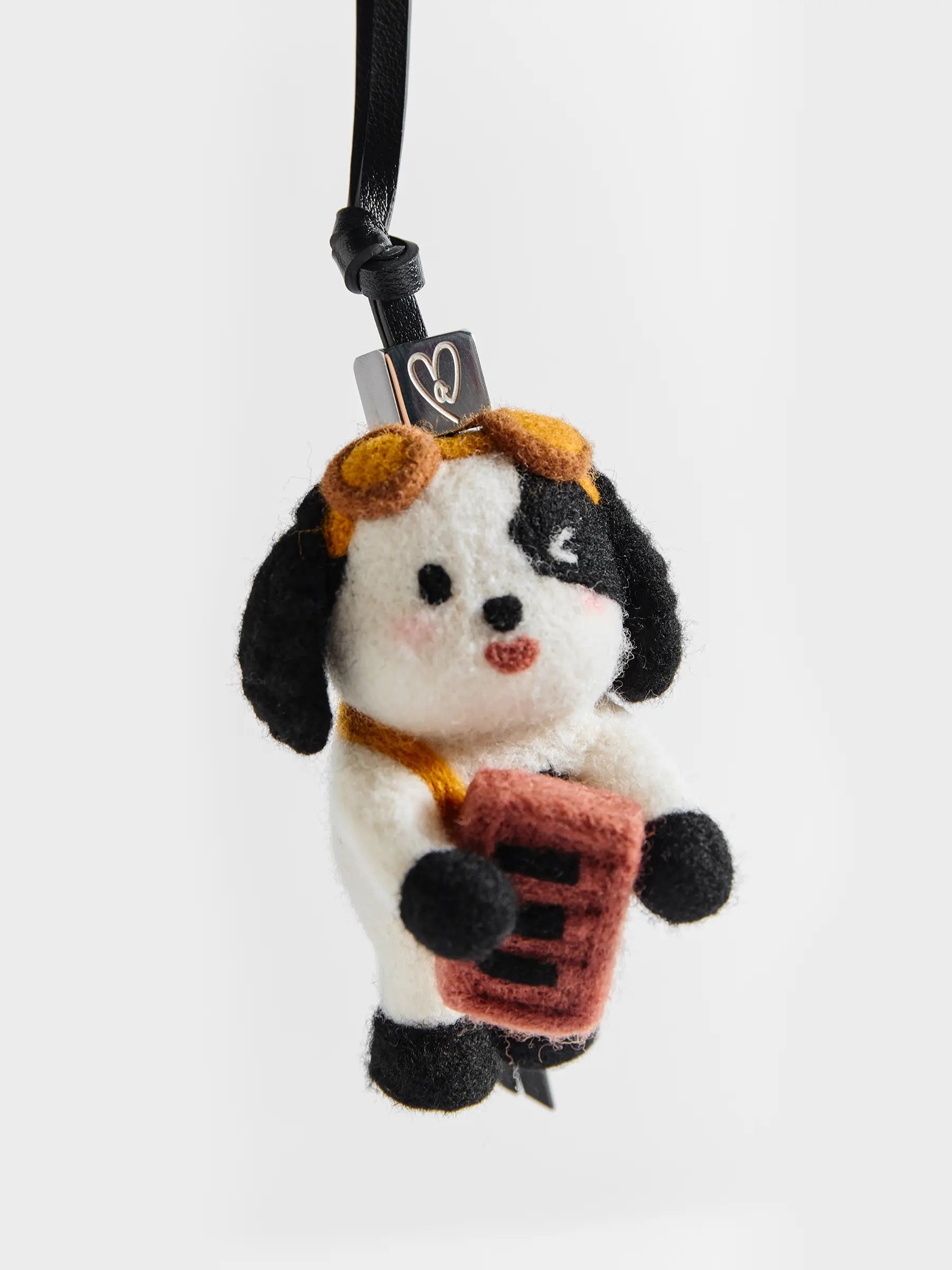 DOGGIEGO ウールフェルトチャーム